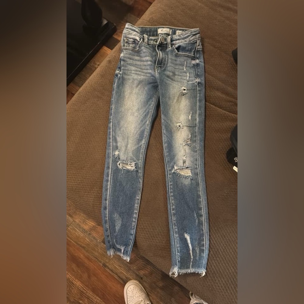 KanCan Skinny Destroyed Girls High-Rise Size 10 Jeans NWOT